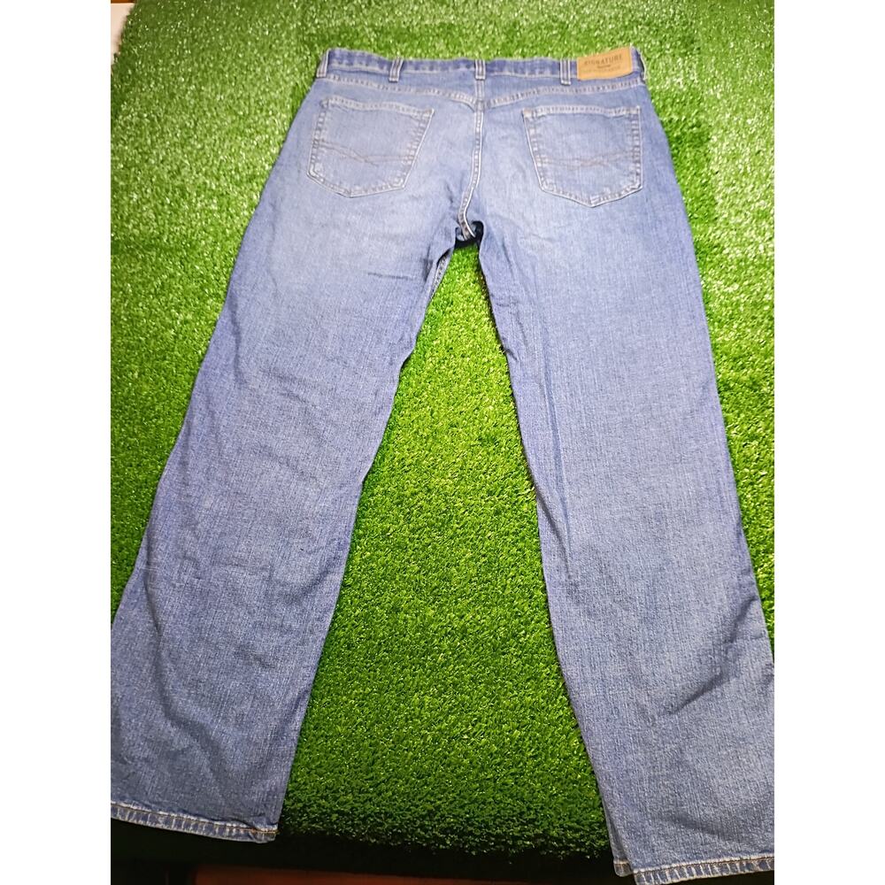 Brand New Levi's Men's W38 L32 Relaxed Fit Denim Jeans - Picture 6 of 7